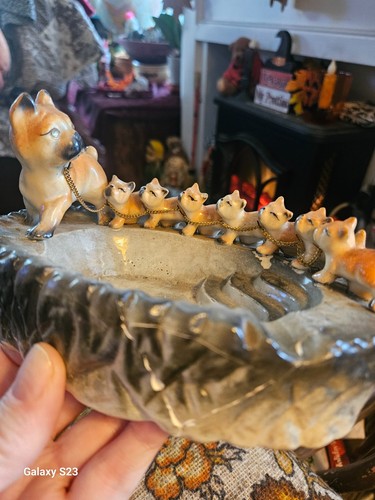 Vintage decorative boxer dog